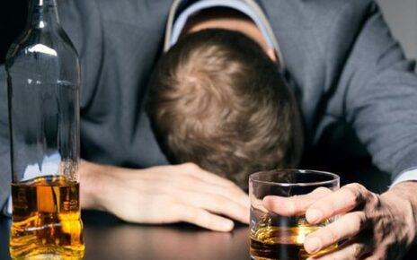 Giải rượu nhằm giảm bớt mệt mỏi và khó chịu khi say