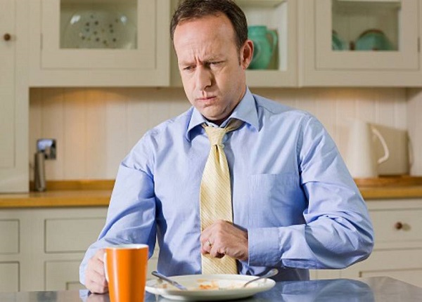Triệu chứng ăn xong đau bụng có thể bắt nguồn tư nhiều nguyên nhân khác nhau