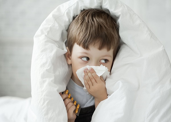 Trẻ bị bệnh cúm nếu được chăm sóc đúng cách sẽ phục hồi nhanh chóng