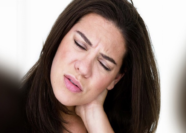 Đau dây thần kinh chẩm thường dễ bị nhầm lẫn là đau đầu