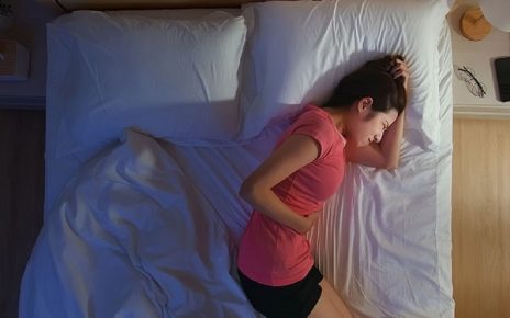 Đau dạ dày ban đêm khiến bạn mất ngủ và mệt mỏi vào ngày hôm sau